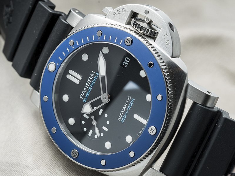 Голубая мечта – Panerai Submersible Azzurro 42 mm PAM01209