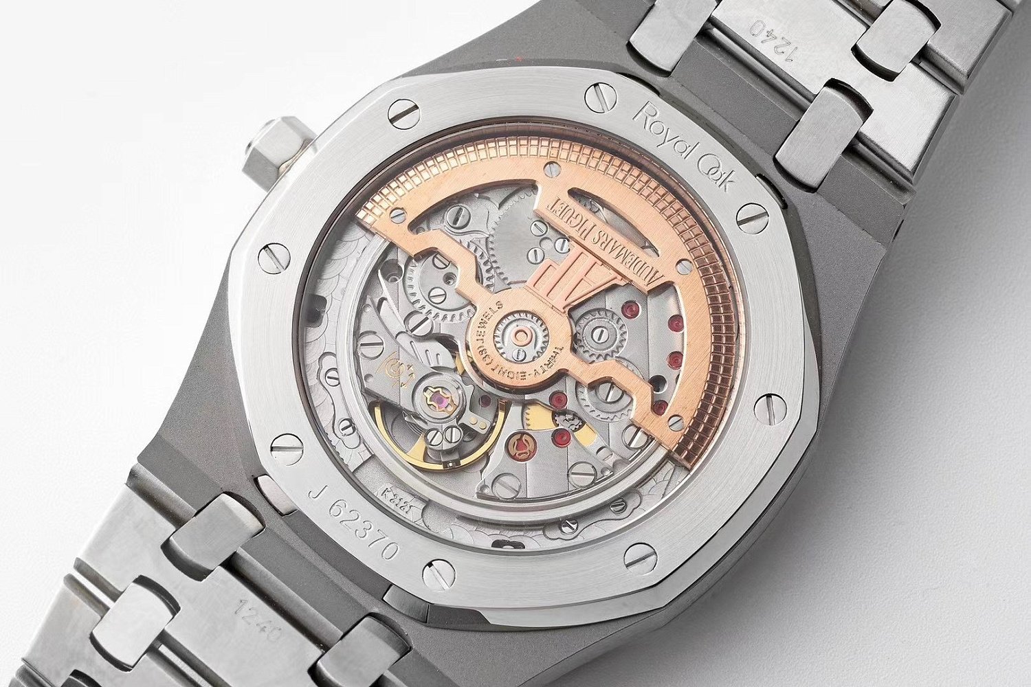 Audemars Piguet Royal Oak Jumbo Extra-Thin 15202IP.OO.1240IP.01